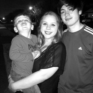 Meet your Posher, Danielle